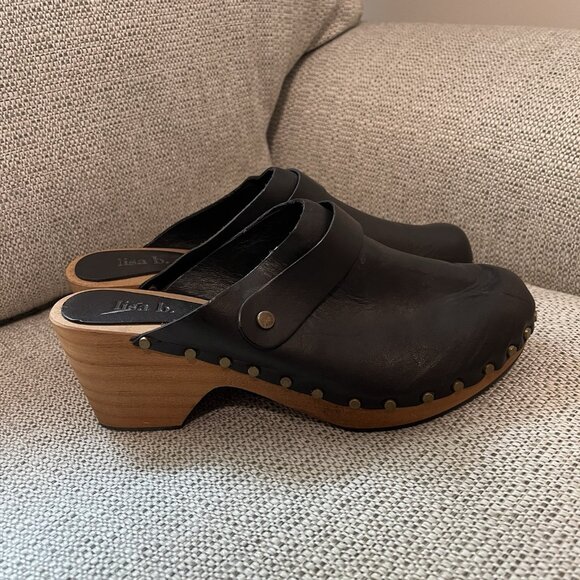 Lisa B. Classic High Heel Studded Clog in Black Leather Size 42 (9.5-10 US) - Picture 2 of 8